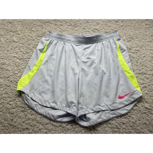 Women's XS Nike Dri-Fit Soccer Football Shorts DX0473 Training 5" Inseam - Picture 1 of 7